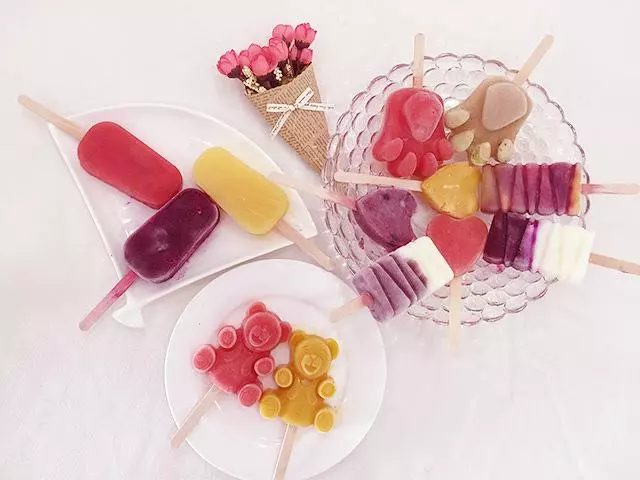 夏日七彩水果冰棒