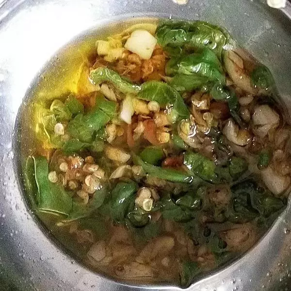 蒜香青椒拌面油