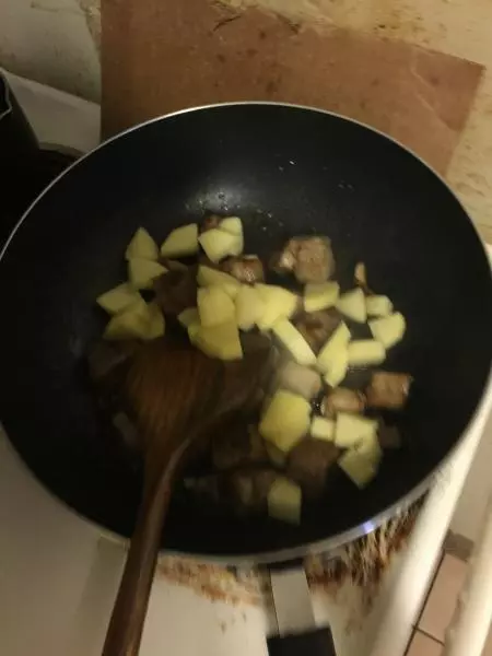 土豆排骨
