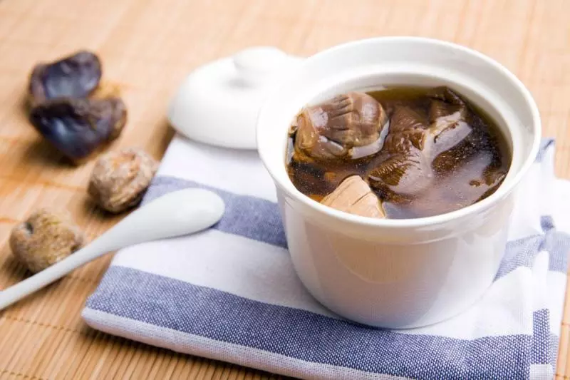 茶樹鮮胗養胃健脾豚肉湯