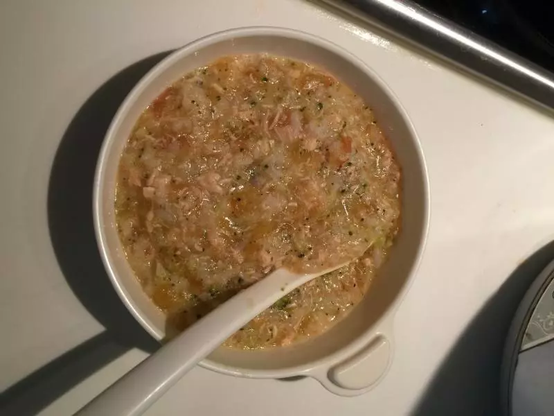 輔食- 番茄西蘭花三文魚二米粥