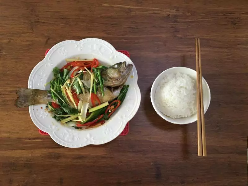 蒸魚－清蒸鱸魚