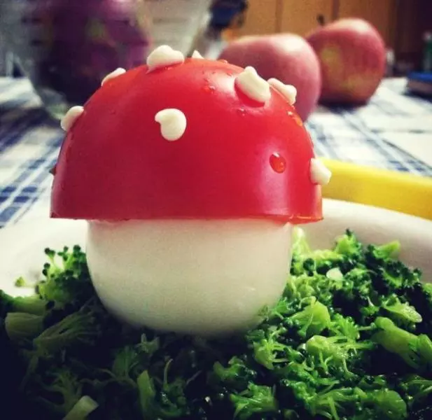 蘑菇頭番茄雞蛋
