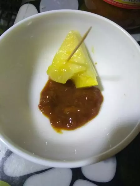 菠蘿蘸大醬