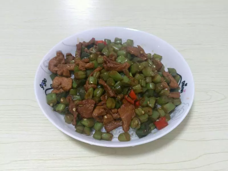 四季豆瘦肉蓋飯(川味版)