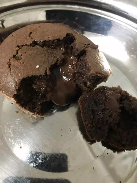 巧克力熔岩杯子蛋糕