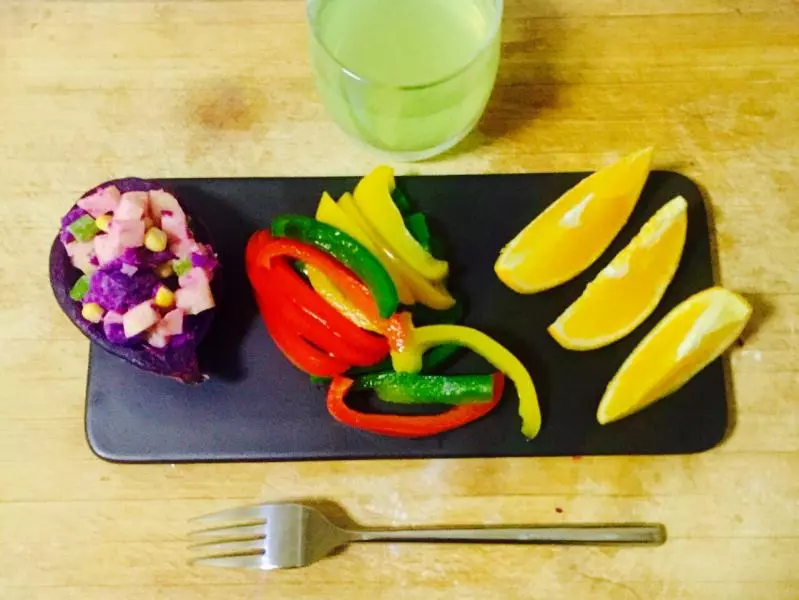 減肥晚餐——紫薯沙拉配三色彩椒