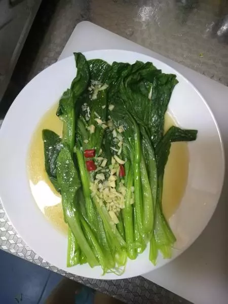 鮮辣白灼蔬菜（超美味～快手素菜～）