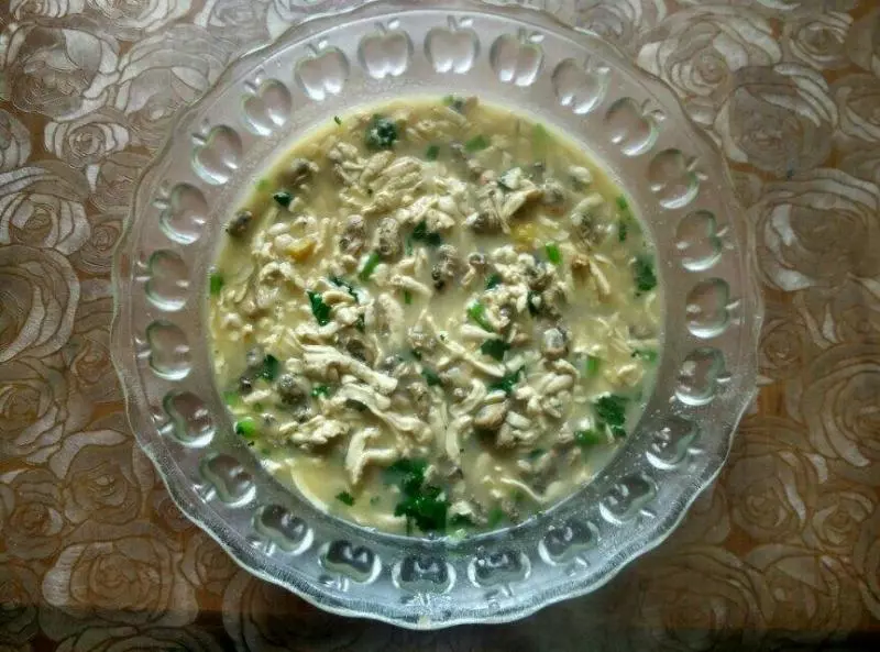 海蠣子豆腐湯