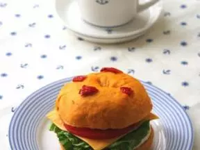 蔬菜漢堡坯-番茄麵包