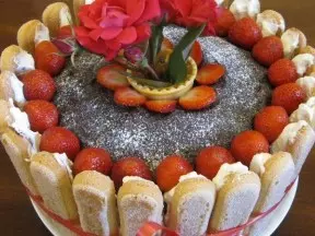 草莓巧克力戚風蛋糕