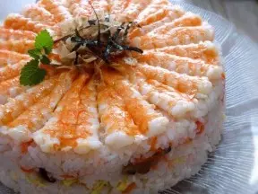 鮮蝦壽司蛋糕