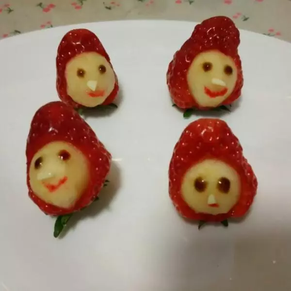 草莓娃娃