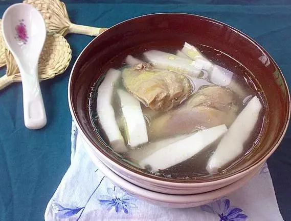 椰子煲雞湯的做法