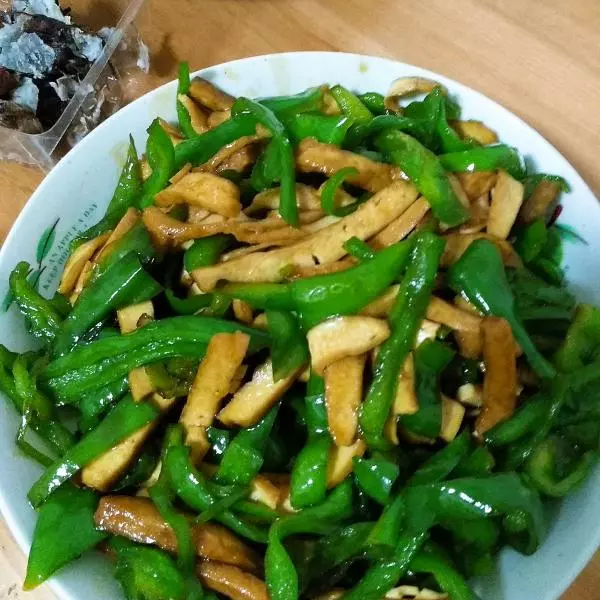 蚝油青椒豆腐乾
