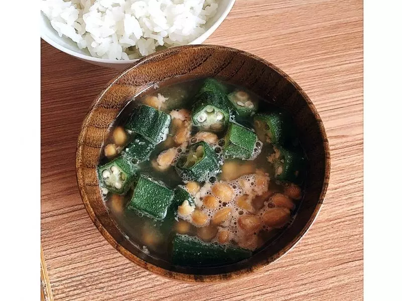 秋葵納豆味噌湯
