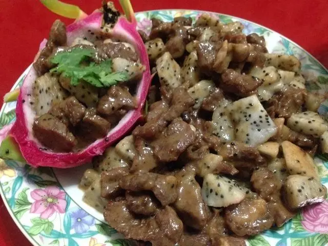 火龍果黑椒牛肉