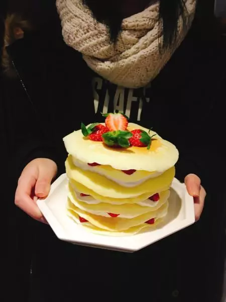 草莓鬆餅蛋糕