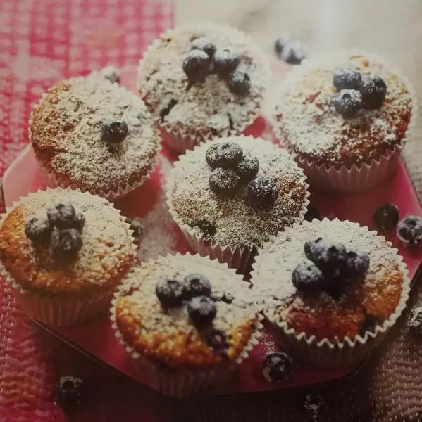 Blueberry and Polenta Cupcakes