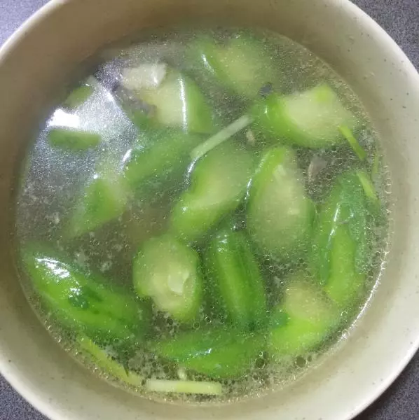 絲瓜魚片湯