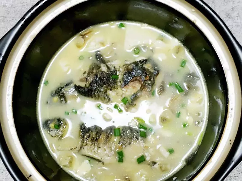 鯽魚豆腐湯