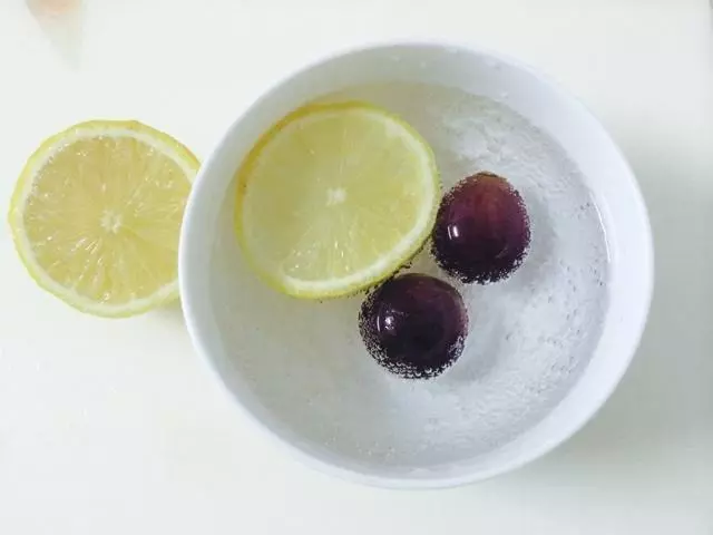 檸檬+葡萄+雪碧（超簡單）