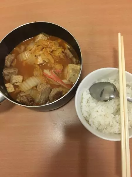 韓式肉丸白菜豆腐湯