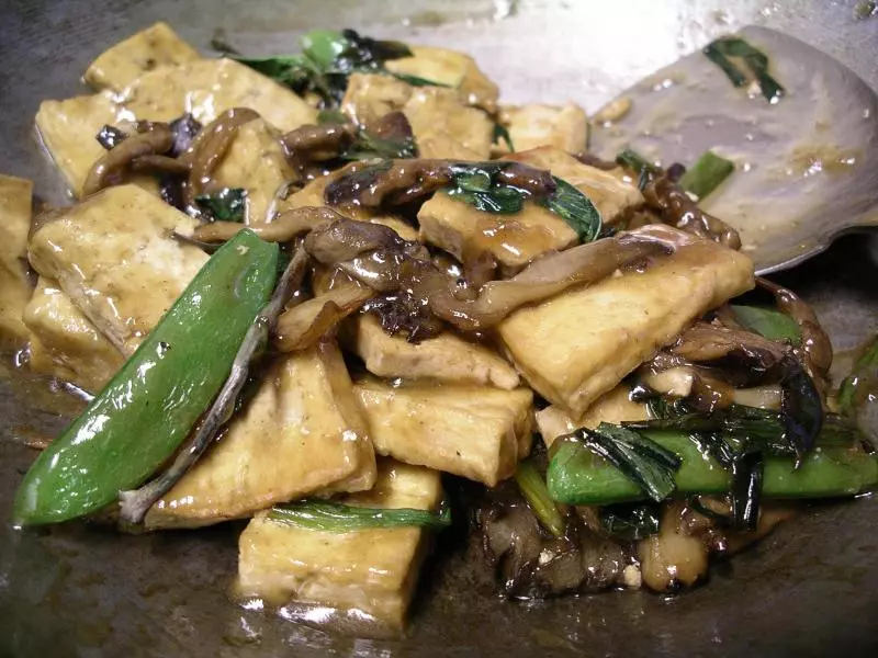 鮮菇菌燒豆腐
