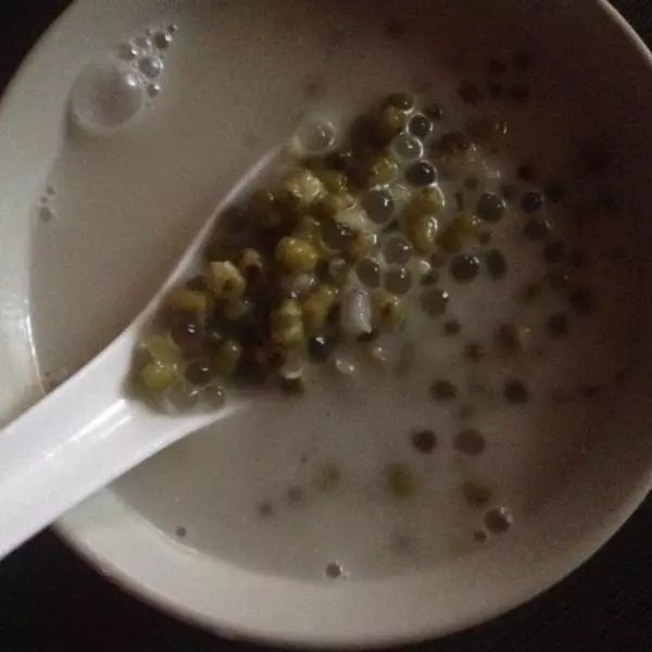 綠豆椰漿西米露