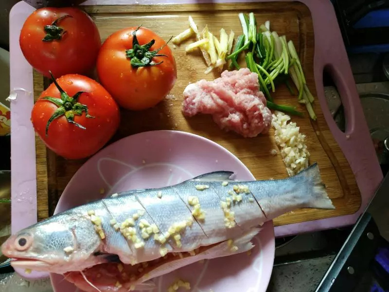 肉末番茄魚（馬友魚）