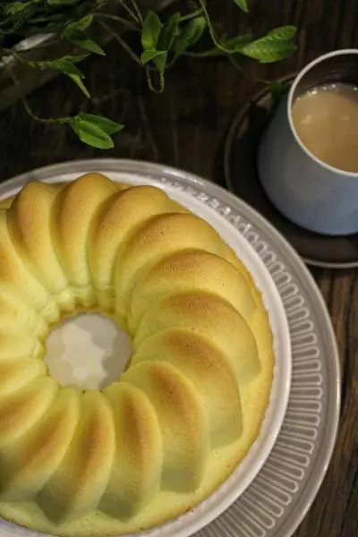 椰香巨蛋薩瓦林戚風蛋糕