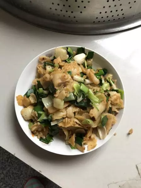 蒜苗炒豆餅-沔陽菜