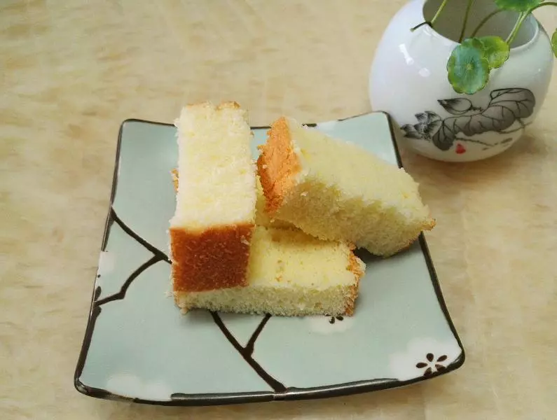 椰蓉海綿蛋糕