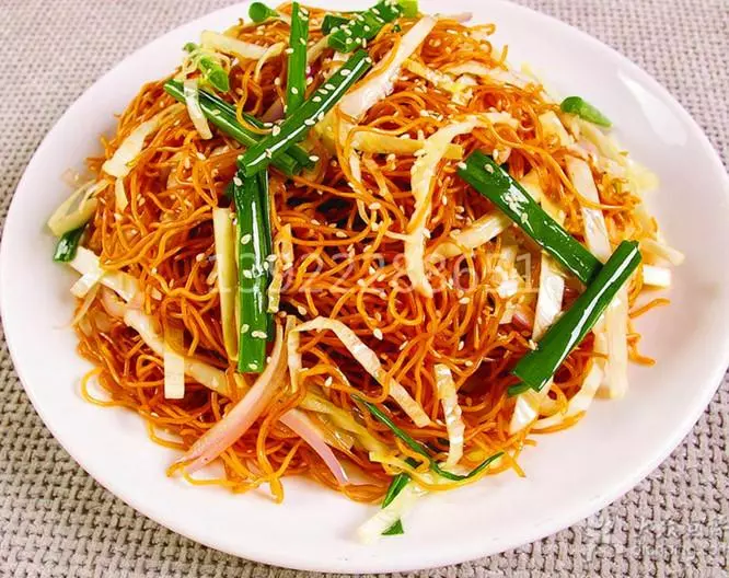 豉油皇炒麵Stir fried noodles with special soy sauce