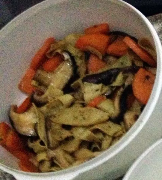 香菇炒胡蘿蔔豆皮