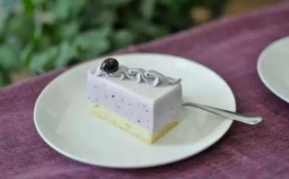 藍莓酸奶慕斯蛋糕