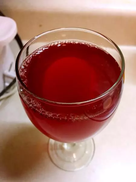 自製蔓越莓汁（cranberry juice）