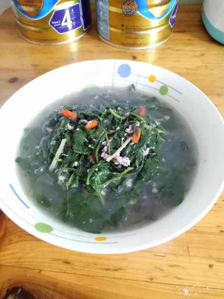 枸杞瘦肉湯