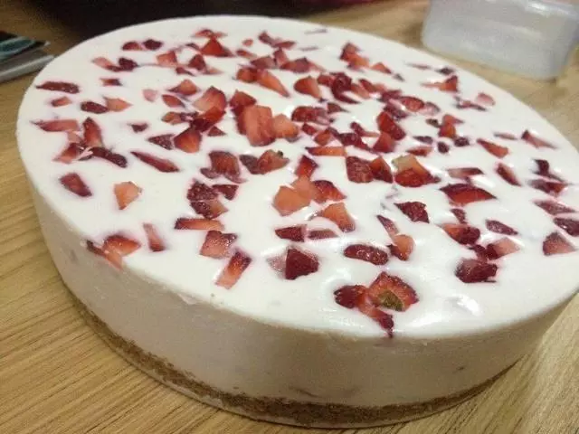 凍草莓酸奶芝士蛋糕