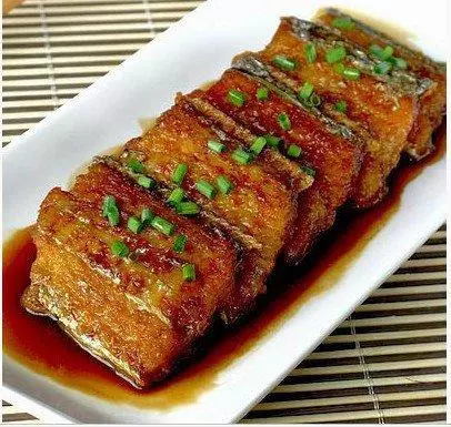紅燒帶魚 Braised Ribbonfish in Brown Sauce