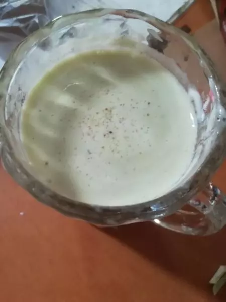 養樂多岩鹽牛奶綠茶