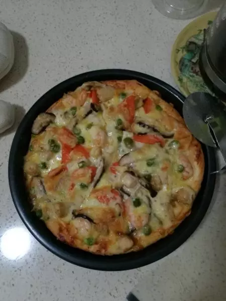 八寸披薩蘑菇大蝦雞肉披薩