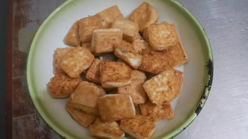 沙茶黃金豆腐