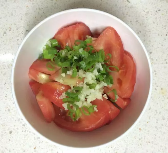 《昨日的美食》之韓國風味番茄沙拉