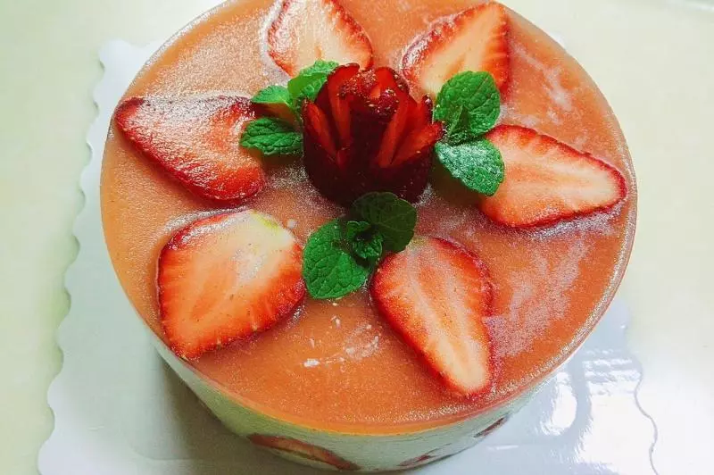 草莓慕斯蛋糕（杯）