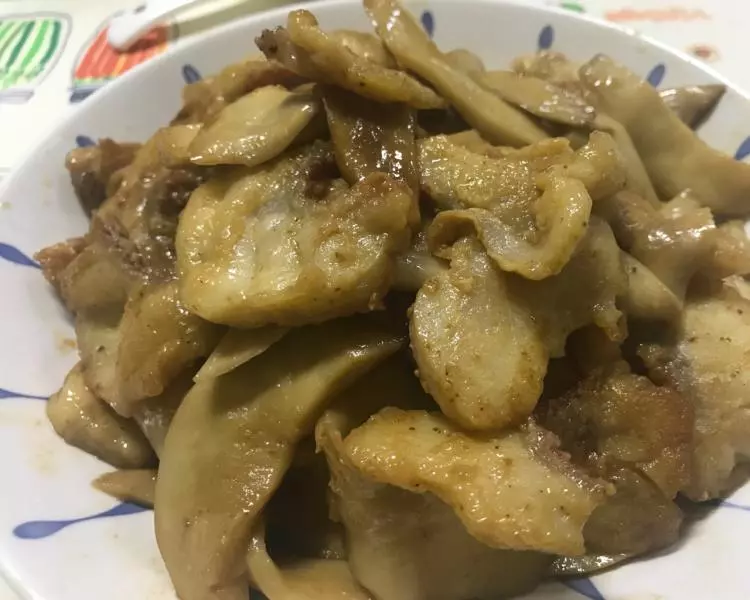 石斑魚片炒杏鮑菇