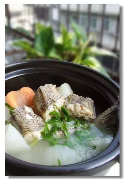 蘿蔔海梭魚湯