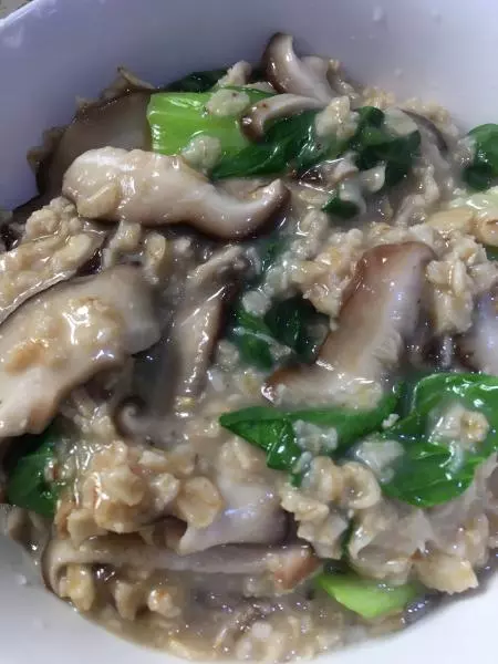 滑菇青菜燕麥粥