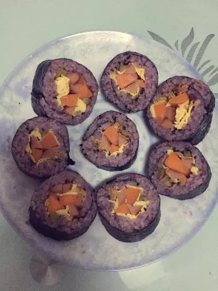 紫色手卷（香腸壽司）