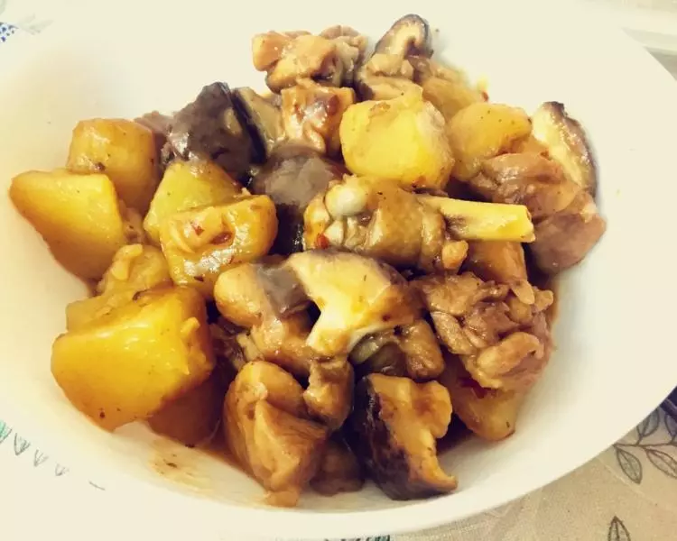 土豆香菇燒雞